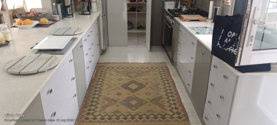 3 Bedroom Property for Sale in Hartenbos Central Western Cape